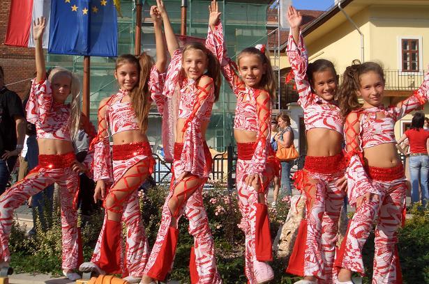 Beiratkozás a tánctanfolyamokra!- Fortuna Divatstúdió Online